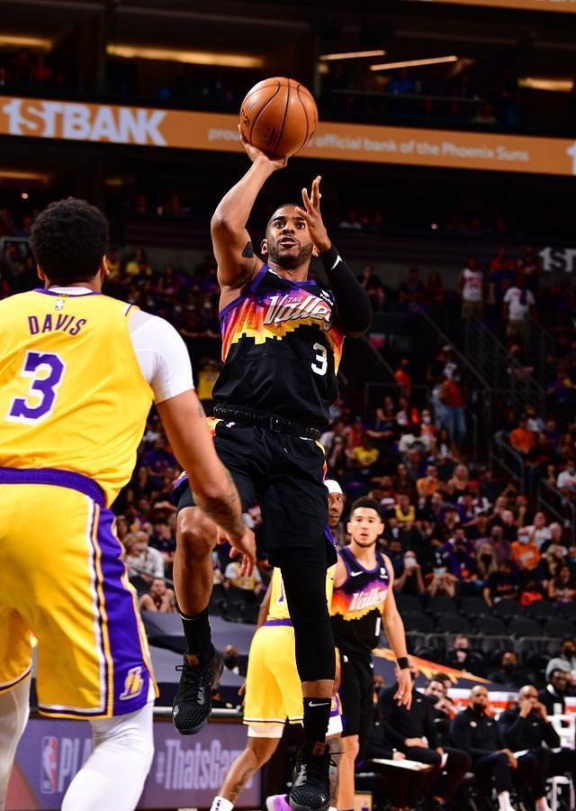 中展现的自 中展现的自