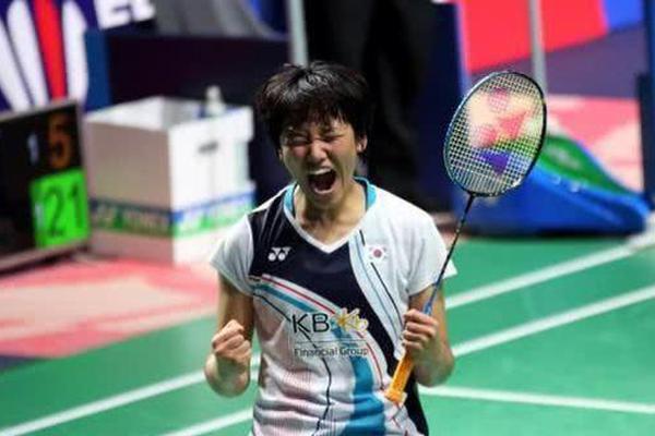 引了更多球 引了更多球