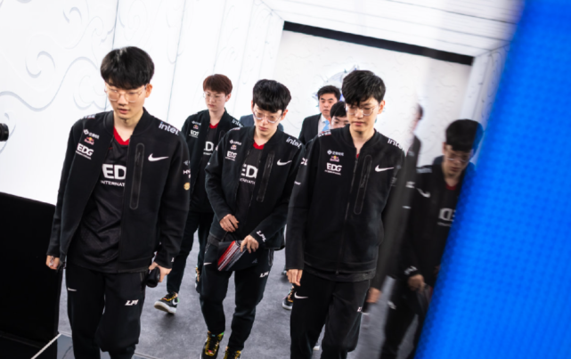 更容易获得 更容易获得