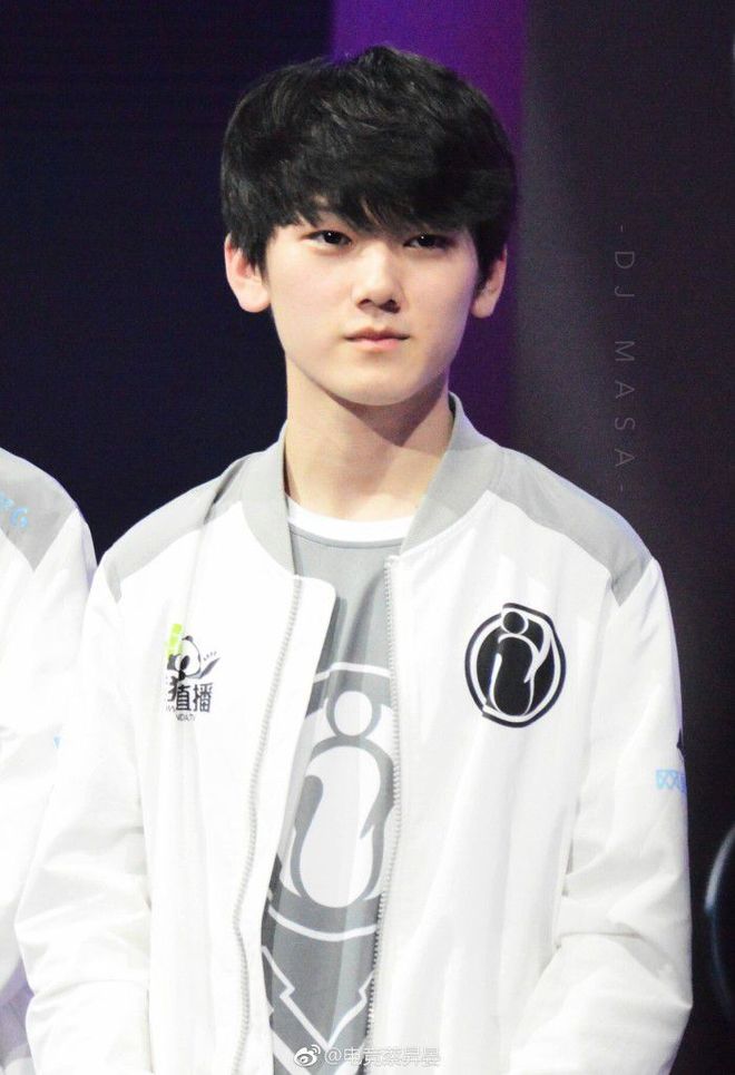 img img
